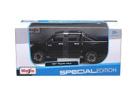 Maisto 1/27 Toyota Hilux Bakkie 2.8 D-4D - Image 4